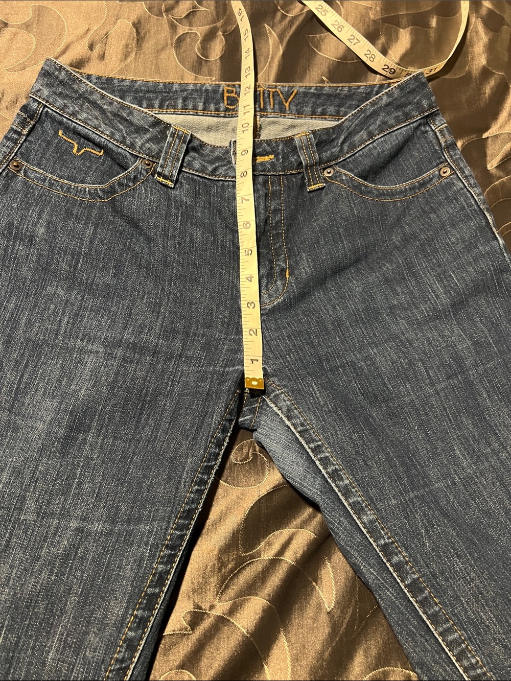 Kimes Ranch Betty Mid Rise Dark Wash Blue Denim Jeans Straight/Boot Women’s 8/36 - Picture 11 of 13